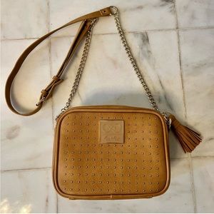 Itzy Ritzy Chelsea crossbody super bag